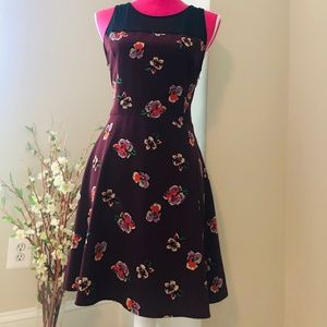 3/$20 🦋 Pretty Flirty Floral Dress (M)